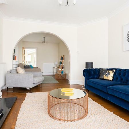 The Canary Way - Contemporary 4Bdr Home With Parking オックスフォード エクステリア 写真